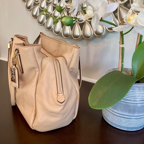 New Coach Madison Cafe Carryall Satchel ( Style 27859)  - Light Camel - Picture 2 of 13